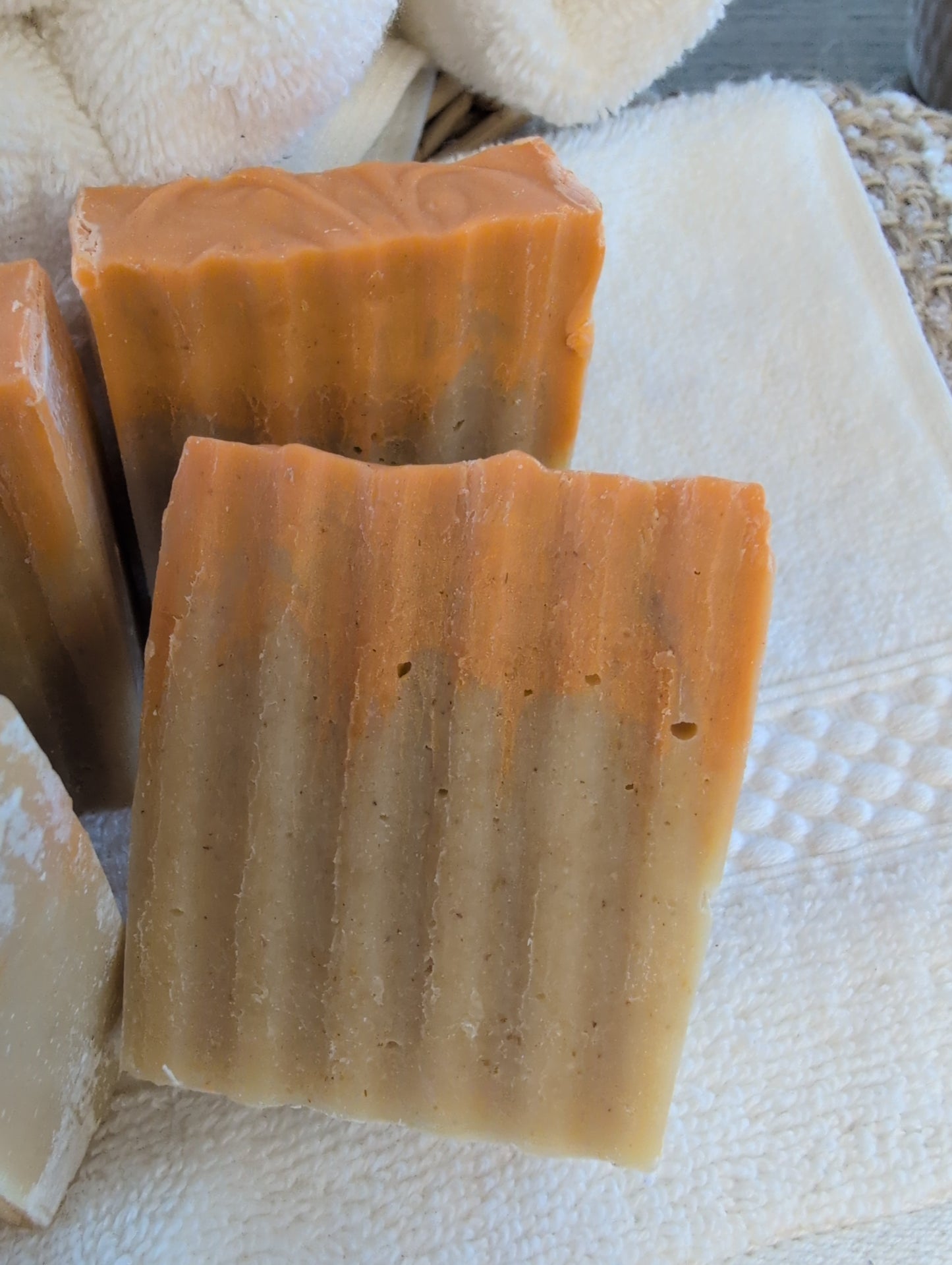 Palm Oil with Honey & Beeswax Bar