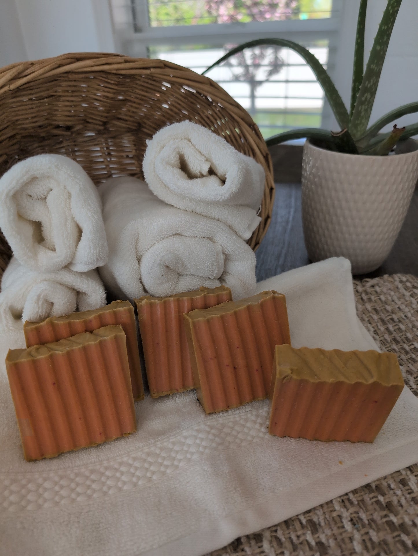 Olive Oil Bar (Ylang-Ylang and Sandalwood)