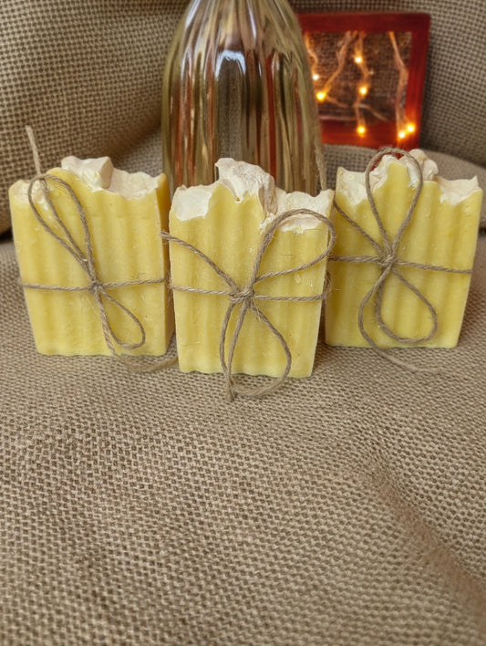 Coconut & Olive Oil Bar (Lemon & Ylang Ylang)